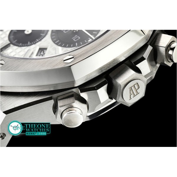 Audemars Piguet - Royal Oak Chronograph 26331ST SS/SS Wht/Blk OMF A7750