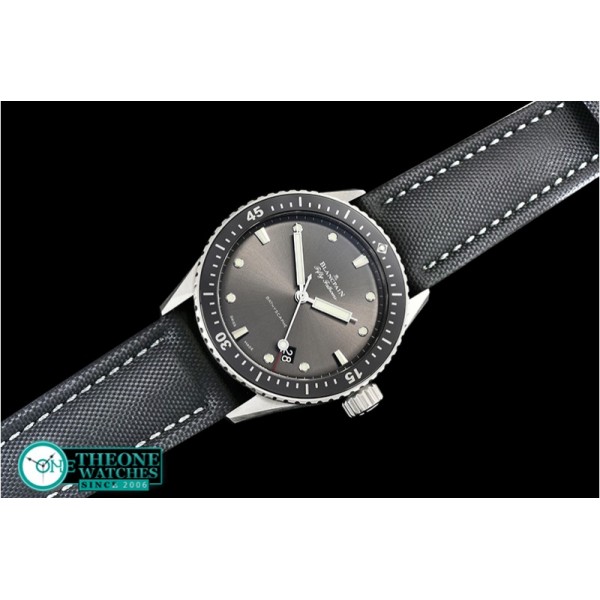 Blancpain - Fifty Fathoms Bathyscaphe SS/NY Grey ZF Asia 23J