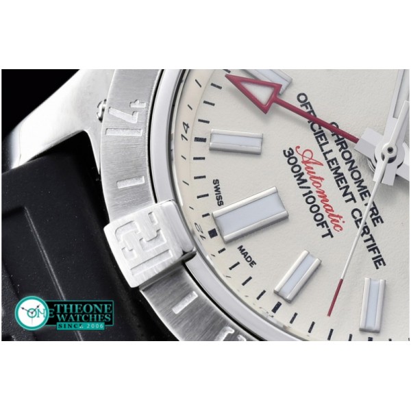 Breitling - Avenger II GMT SS/RU Cream A-2836