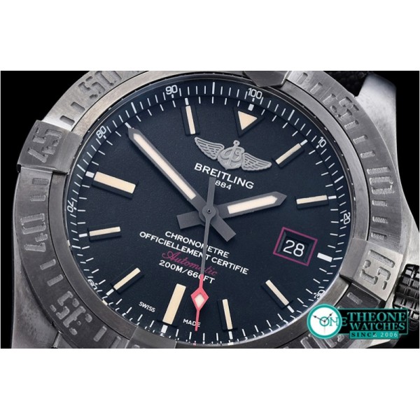 Breitling - Avenger BlackBird 44mm DLC/TI/NY Black GF A2824