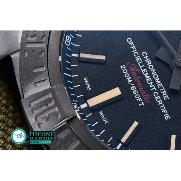 Breitling - Avenger BlackBird 44mm DLC/TI/NY/Grn Black GF A2824