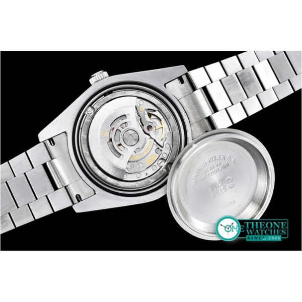 Rolex - DayDate 41mm SS/SS Pres Silver Wht Roman Asia 3255