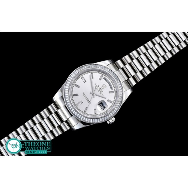 Rolex - DayDate 41mm SS/SS Pre Silver Wht Stk Diam Asia 3255