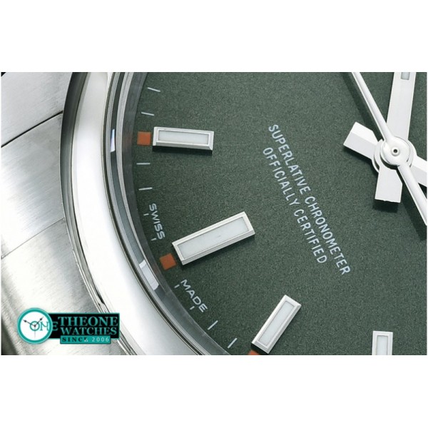 Rolex - Oyster Pert. 39mm 114200 SS/SS Green ANF A2836