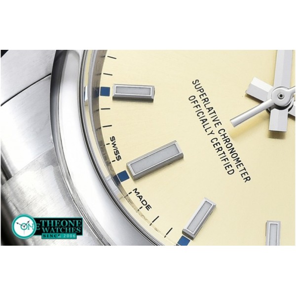 Rolex - Oyster Pert. 39mm 114200 SS/SS Champagne ANF A2836