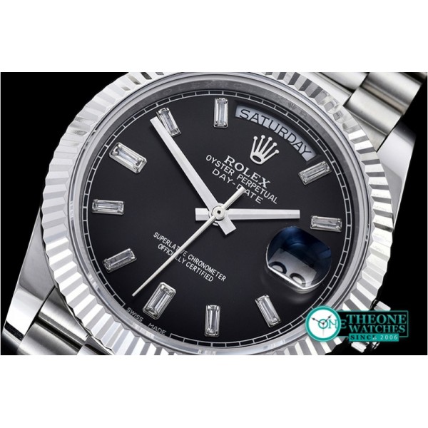 Rolex - DayDate 228206 Flt SS/SS Black Diam BP Swiss 2836