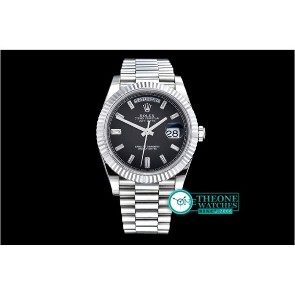 Rolex - DayDate 228206 Flt SS/SS Black Diam BP Swiss 2836