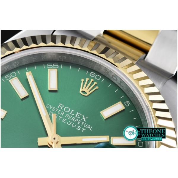 Rolex - SS/YG Oyster Green Stk Asian 2813