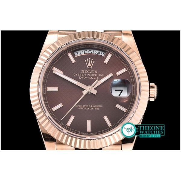 Rolex - DayDate 228206 RG/RG Brown Stick BP Swiss 2836