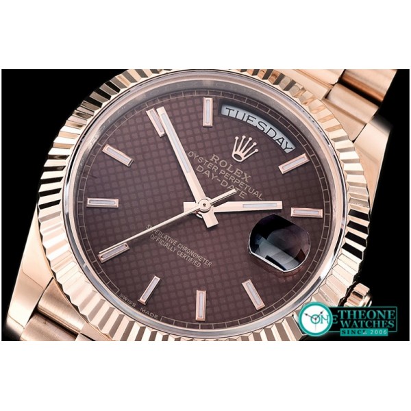 Rolex - DayDate 228206 RG/RG Brown Stick BP Swiss 2836