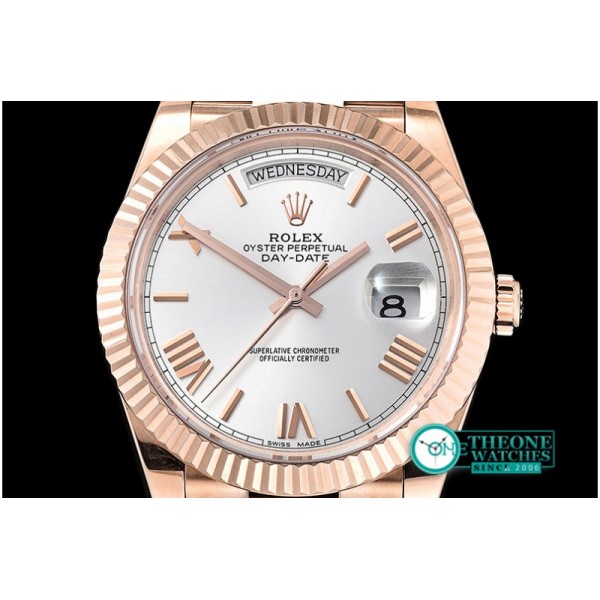 Rolex - DayDate 228206 RG/RG White Roman BP Swiss 2836